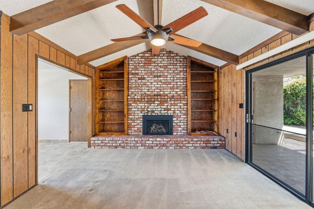 867 E Frederick Avenue, Fresno, CA 93720