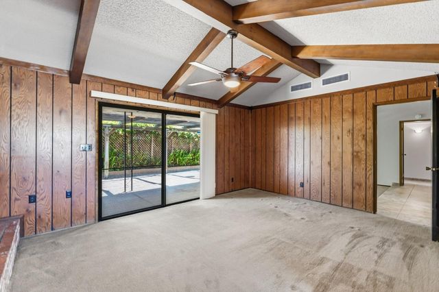 867 E Frederick Avenue, Fresno, CA 93720