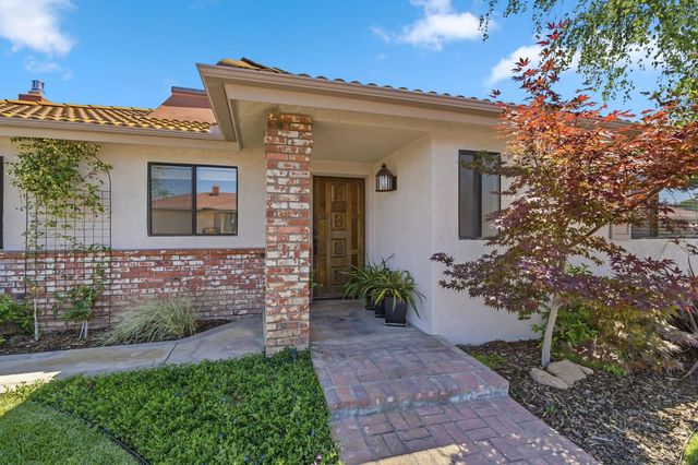 867 E Frederick Avenue, Fresno, CA 93720