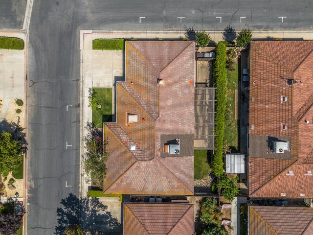 867 E Frederick Avenue, Fresno, CA 93720