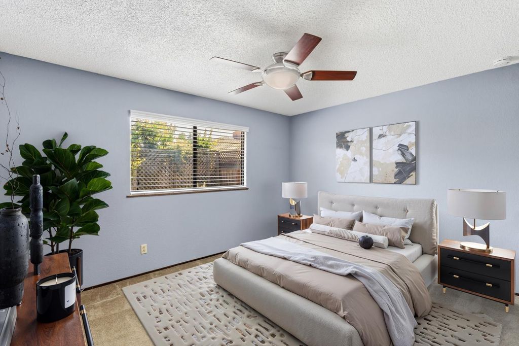 Image 27 of property listing at 867 E Frederick Avenue, Fresno, CA 93720