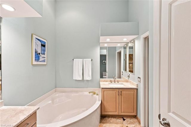 8355 Mystic Greens WAY 1903, Naples, FL 34113
