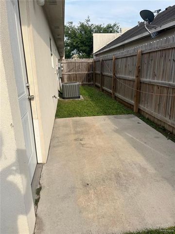 2903 Sabercat Avenue, Edinburg, TX 78542