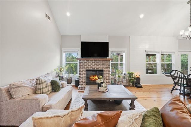 224 Brookshire Drive, Temple, GA 30179