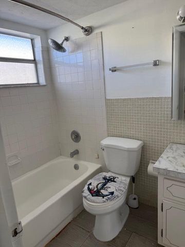 4500 N Flagler Drive A9, West Palm Beach, FL 33407