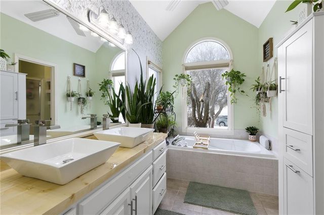 1519 Colt Circle, Raymore, MO 64083