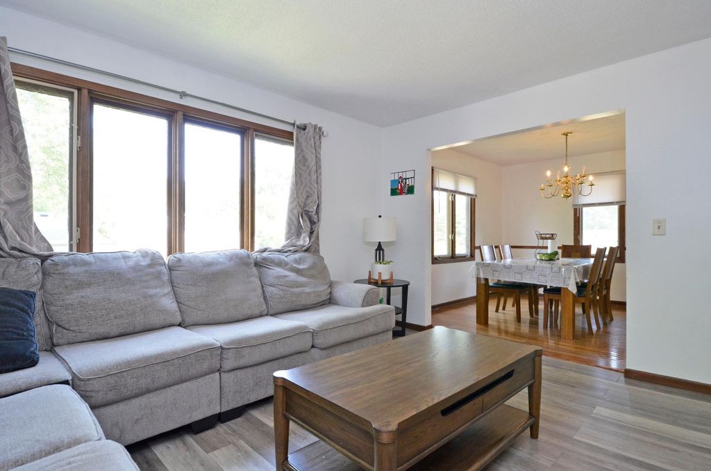 2775 Hilltop Court, North Saint Paul, MN 55109 — photo 4