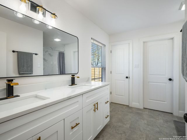 8403 Maple Ridge, San Antonio, TX 78239