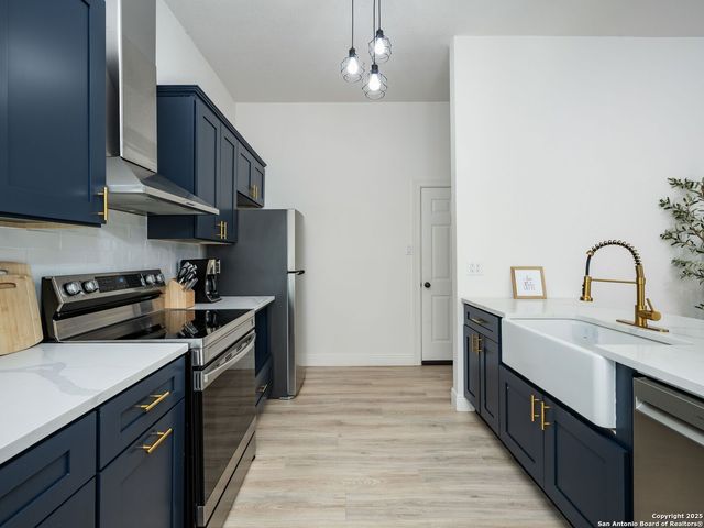 8403 Maple Ridge, San Antonio, TX 78239