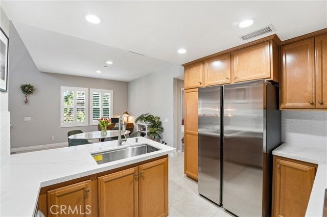 143 Lockford, Irvine, CA 92602