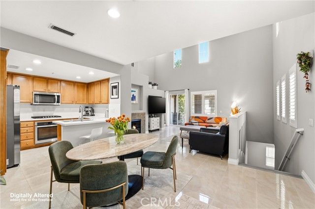 143 Lockford, Irvine, CA 92602