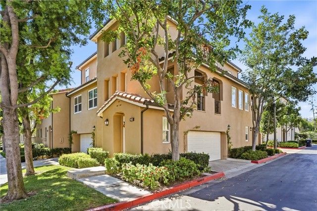 143 Lockford, Irvine, CA 92602