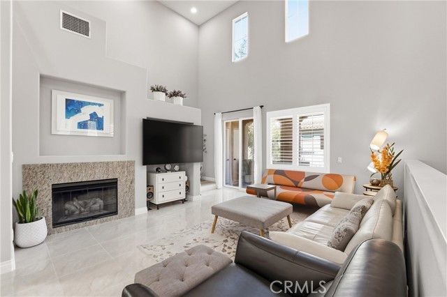 143 Lockford, Irvine, CA 92602