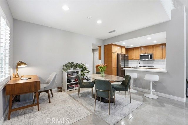 143 Lockford, Irvine, CA 92602