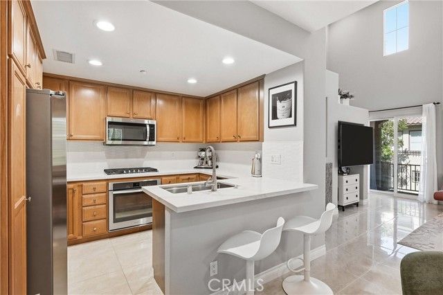 143 Lockford, Irvine, CA 92602