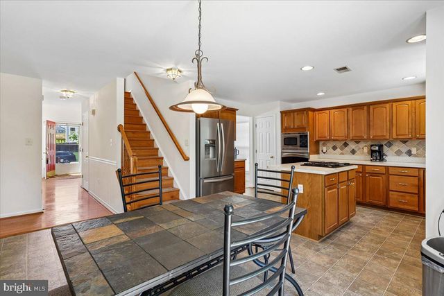 8737 HACKNEY DR, Bristow, VA 20136