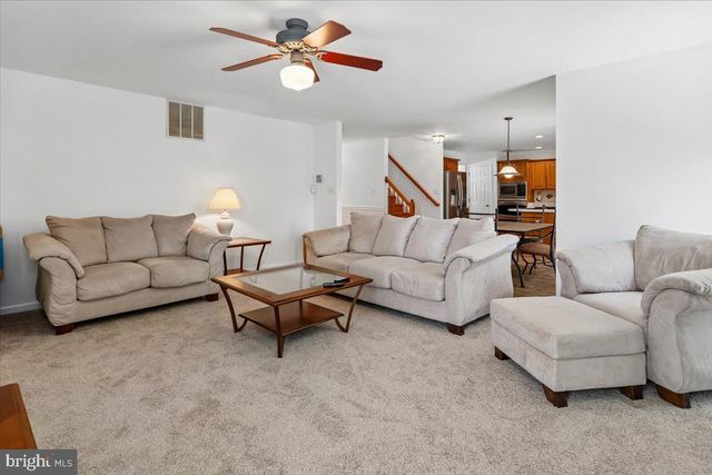 8737 HACKNEY DR, Bristow, VA 20136