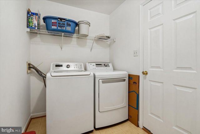 8737 HACKNEY DR, Bristow, VA 20136