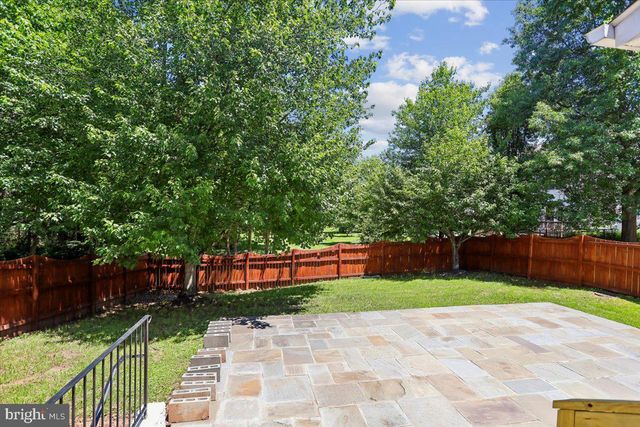 8737 HACKNEY DR, Bristow, VA 20136