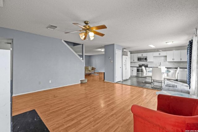 8146 Easy Meadow, Converse, TX 78109