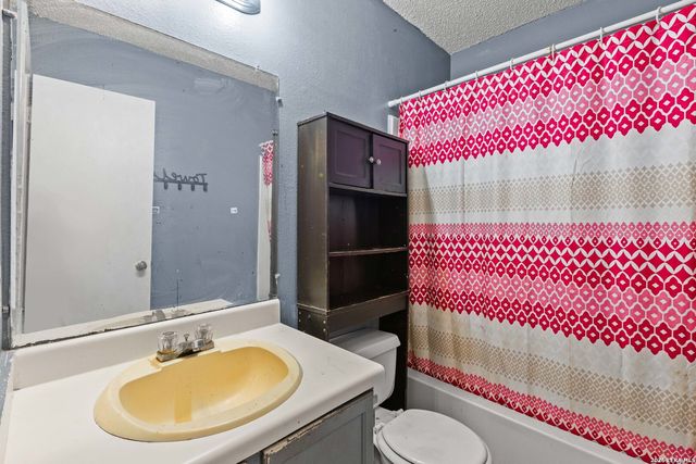 8146 Easy Meadow, Converse, TX 78109