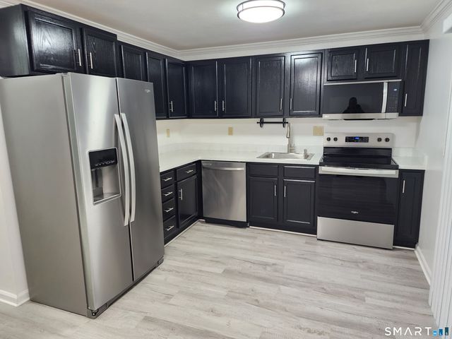109 Blackstone Village 109, Meriden, CT 06450