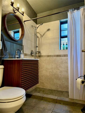 4030 NE 13th Ave, Pompano Beach, FL 33064