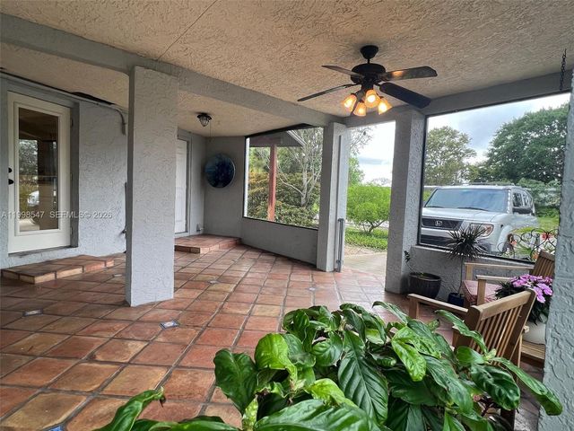 4030 NE 13th Ave, Pompano Beach, FL 33064