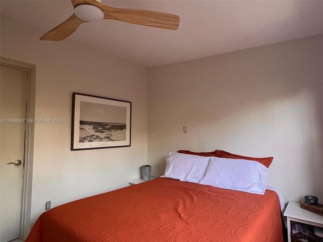 4030 NE 13th Ave, Pompano Beach, FL 33064