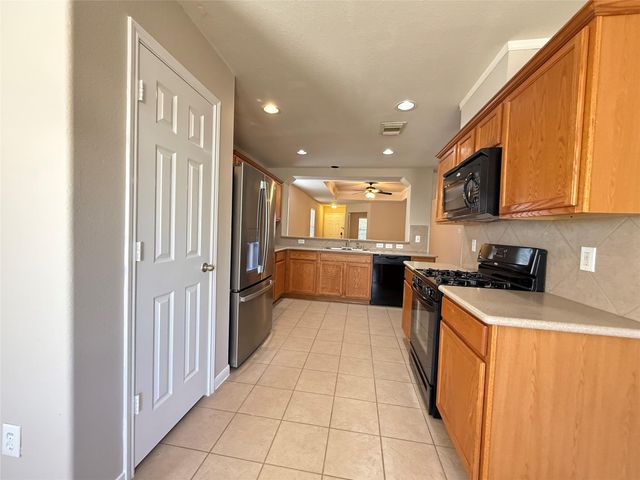 11702 Wingborne Lane, Cypress, TX 77429