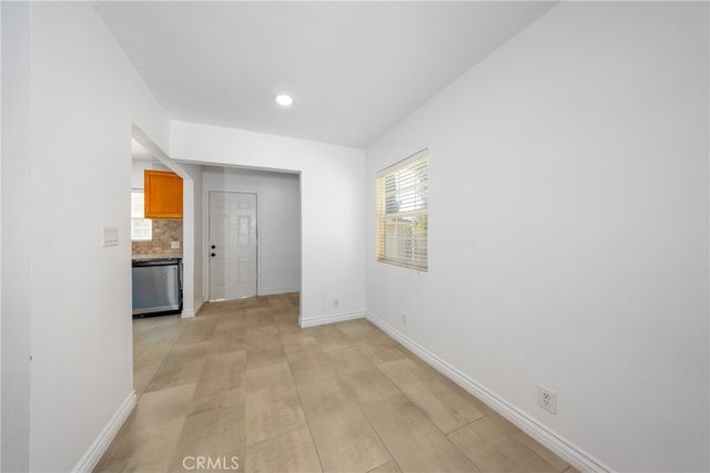4555 N Stoddard, San Bernardino, CA 92407