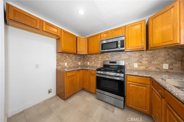 4555 N Stoddard, San Bernardino, CA 92407