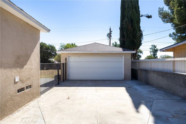 4555 N Stoddard, San Bernardino, CA 92407
