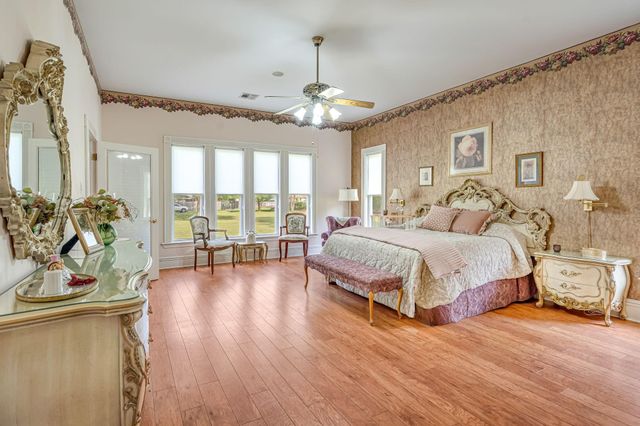 4028 Crosby Cedar Bayou Road, Baytown, TX 77521