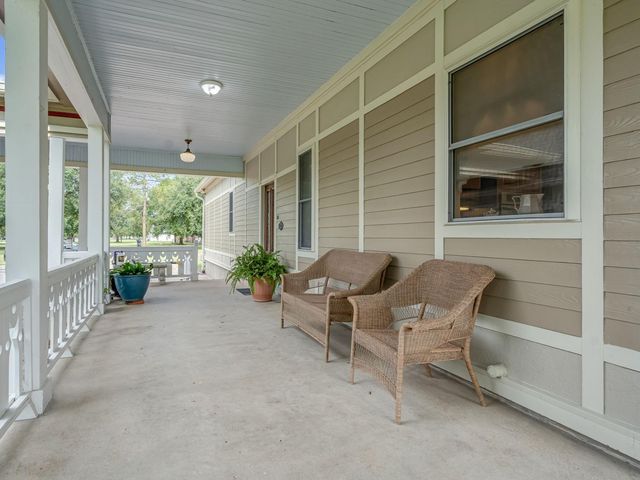4028 Crosby Cedar Bayou Road, Baytown, TX 77521