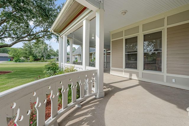 4028 Crosby Cedar Bayou Road, Baytown, TX 77521