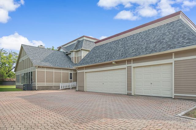 4028 Crosby Cedar Bayou Road, Baytown, TX 77521