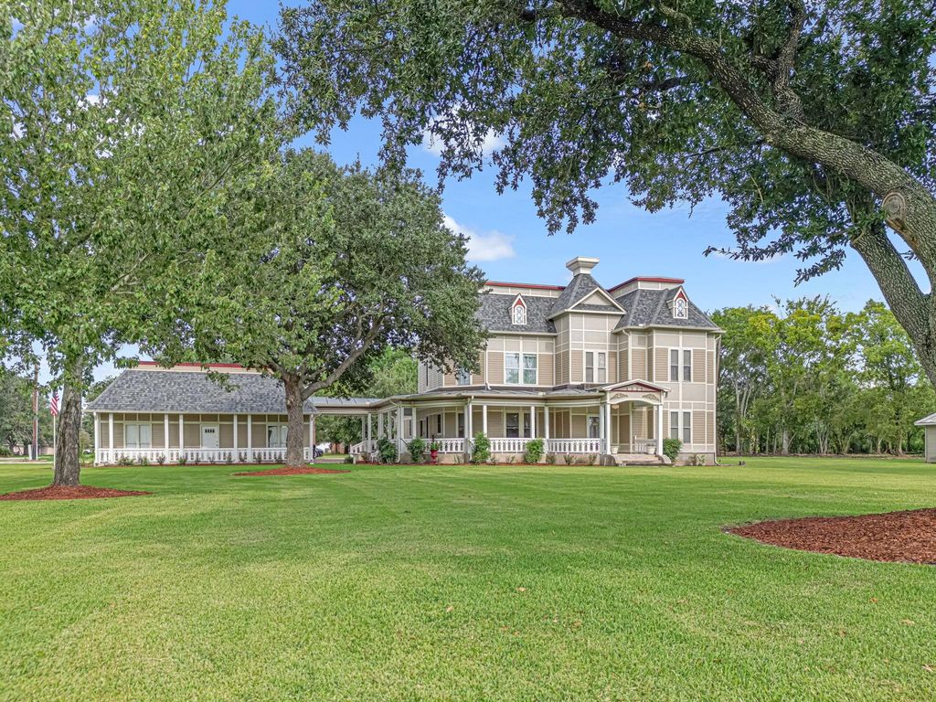 4028 Crosby Cedar Bayou Road, Baytown, TX 77521
