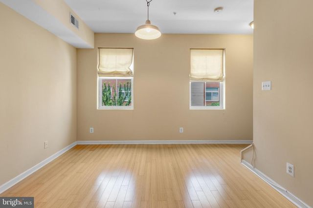 909 N 19TH ST #B, Philadelphia, PA 19130