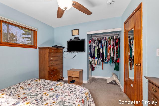 949 Diane Street, Kentwood, MI 49508