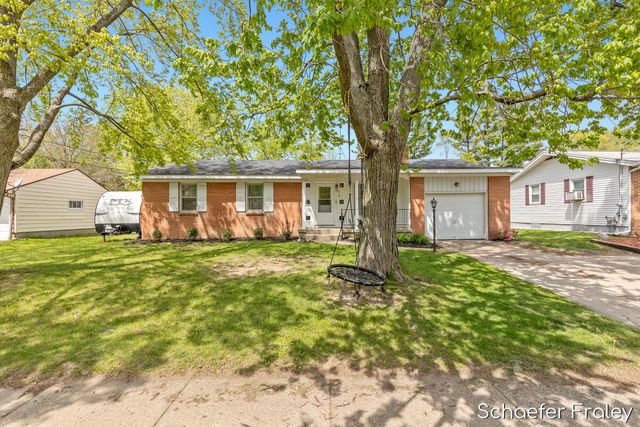 949 Diane Street, Kentwood, MI 49508