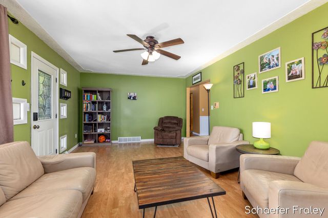 949 Diane Street, Kentwood, MI 49508