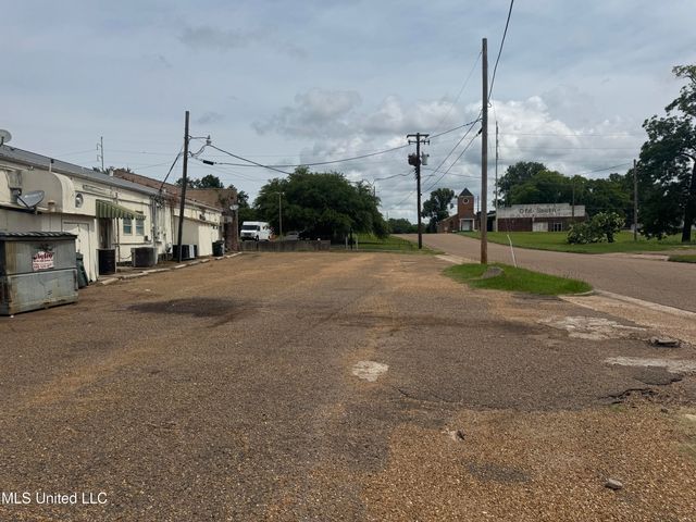 55 E Franklin Street, B, Natchez, MS 39120