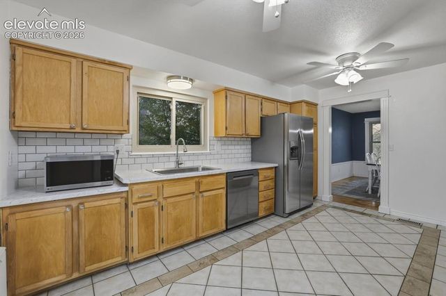 5424 Country Heights Drive, Colorado Springs, CO 80917