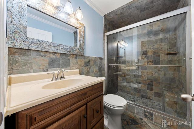 10 Alexander Hamilton Court A, Monroe, NJ 08831