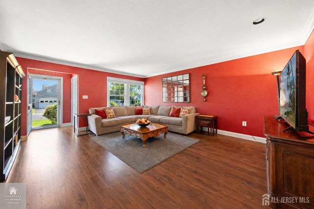 10 Alexander Hamilton Court A, Monroe, NJ 08831