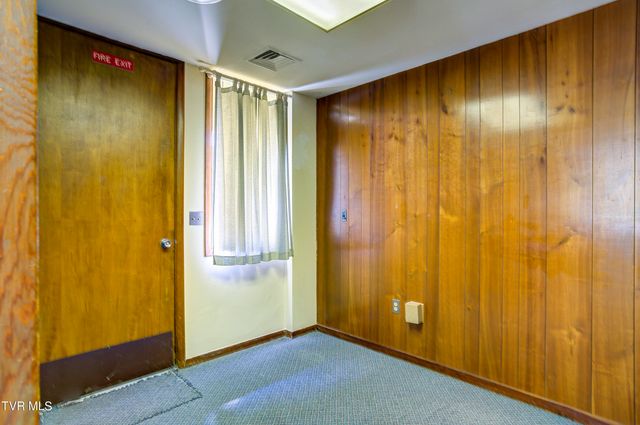337 Bluff City Highway, Bristol, TN 37620