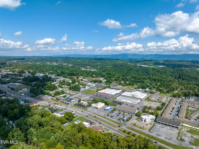 337 Bluff City Highway, Bristol, TN 37620