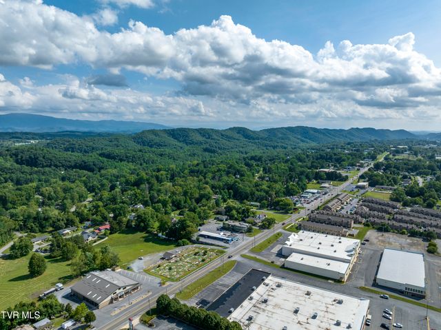 337 Bluff City Highway, Bristol, TN 37620