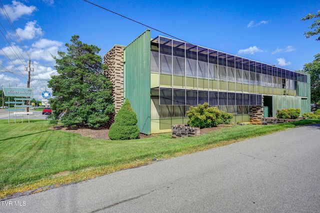337 Bluff City Highway, Bristol, TN 37620